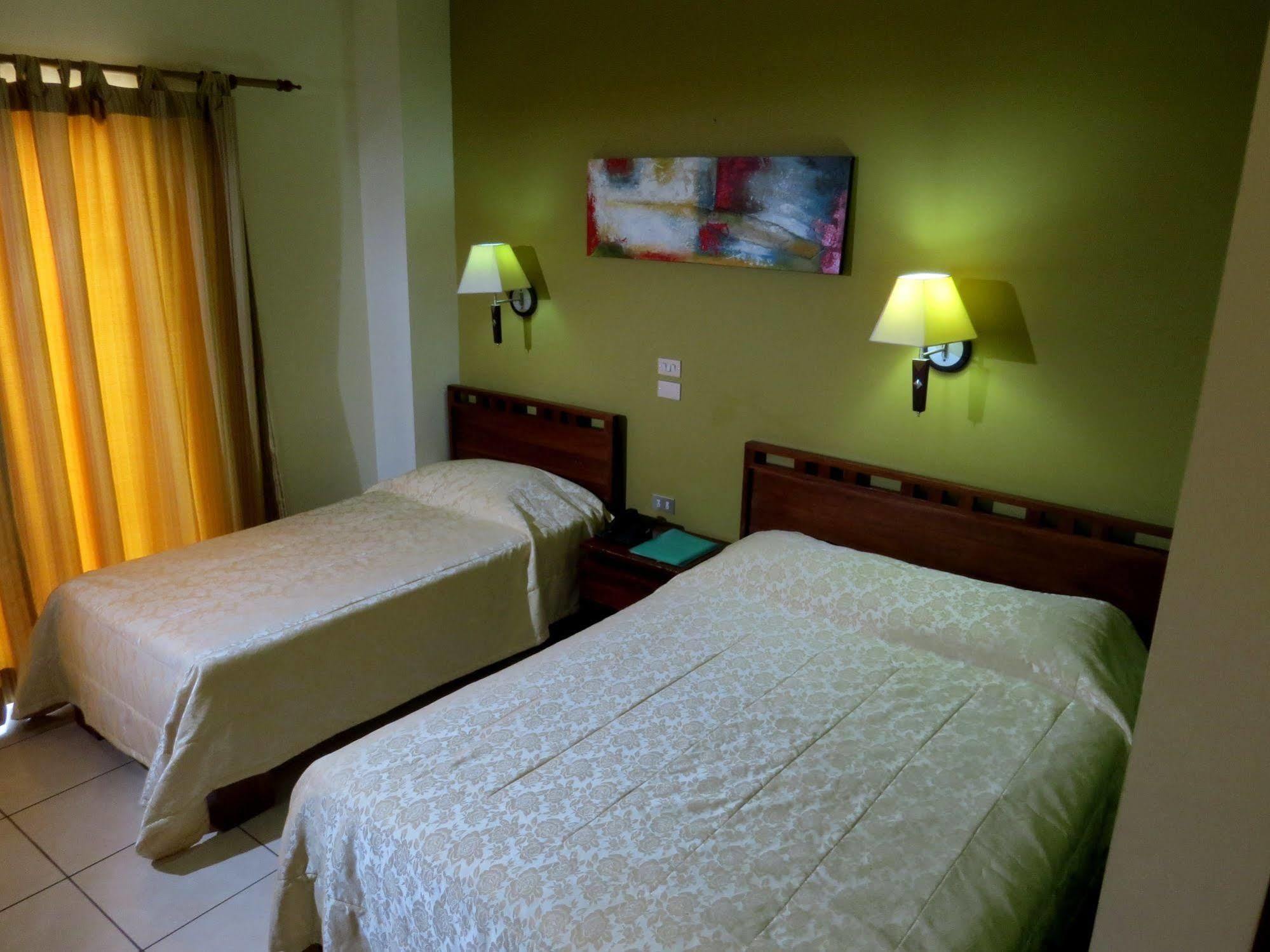 Hotel La Fortuna Extérieur photo