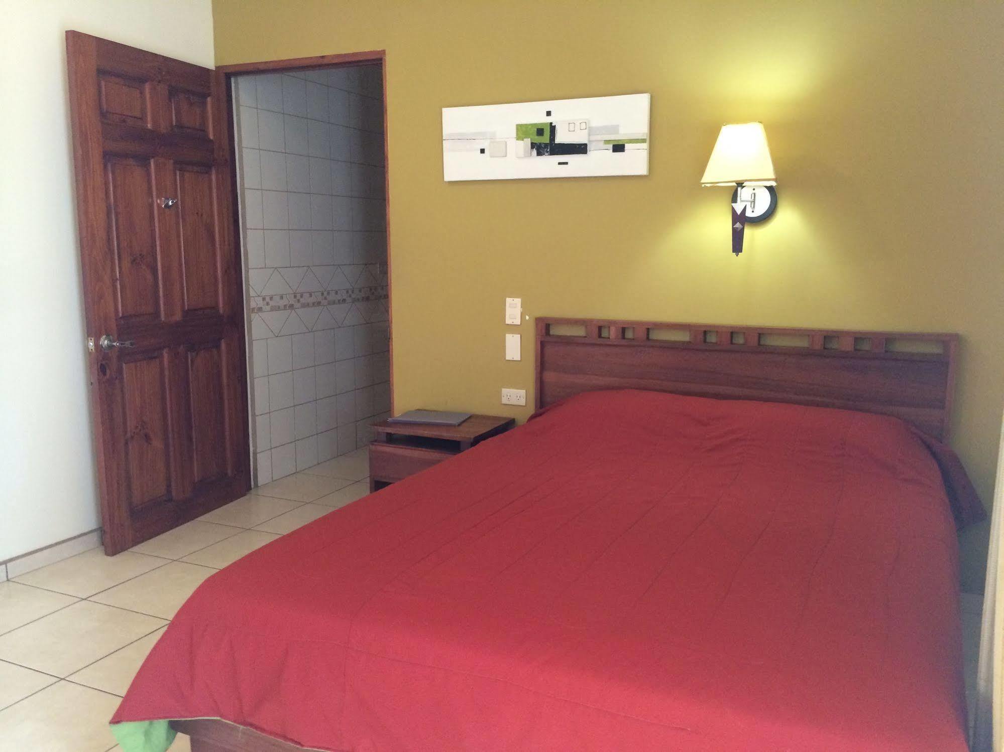 Hotel La Fortuna Extérieur photo